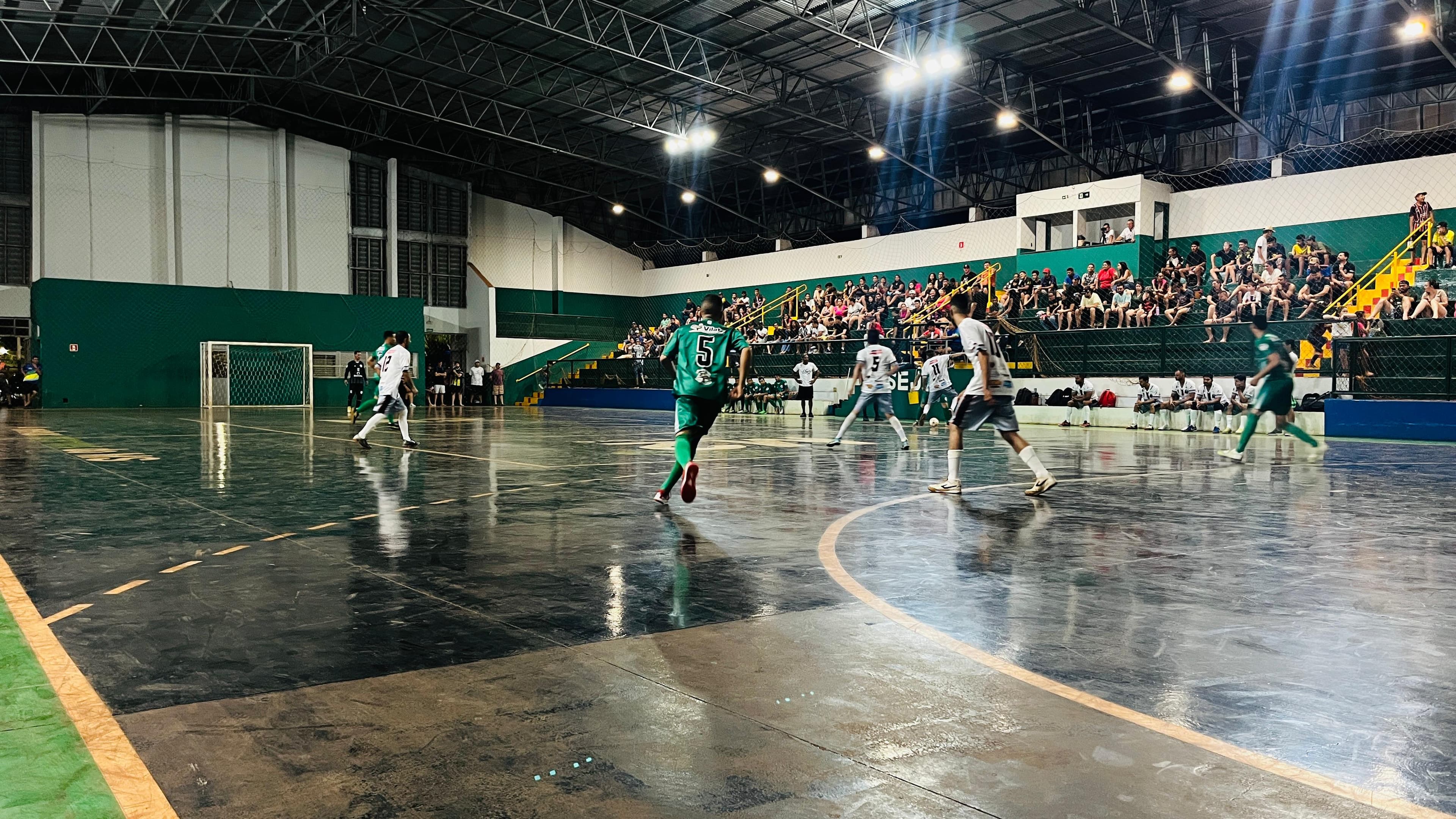 Copa Comércio chega às quartas de final com jogos decisivos nesta sexta-feira